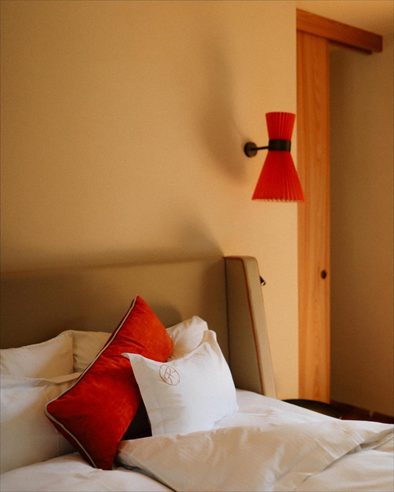 Langenmantel Historic Suites Термено Экстерьер фото