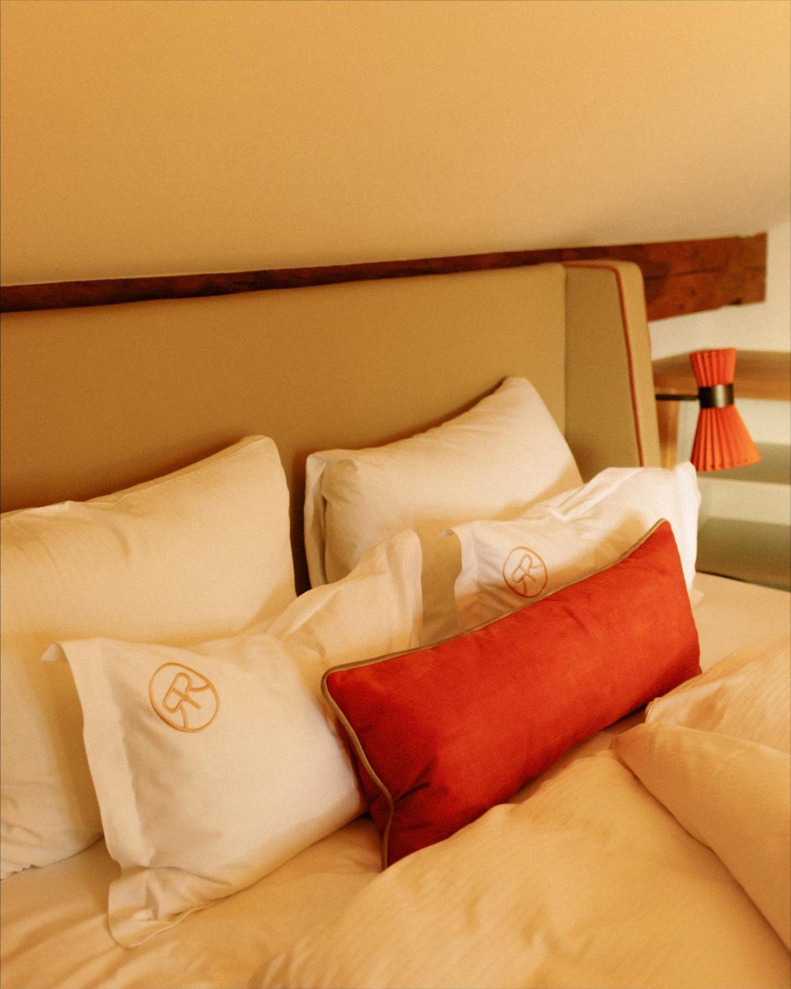 Langenmantel Historic Suites Термено Экстерьер фото